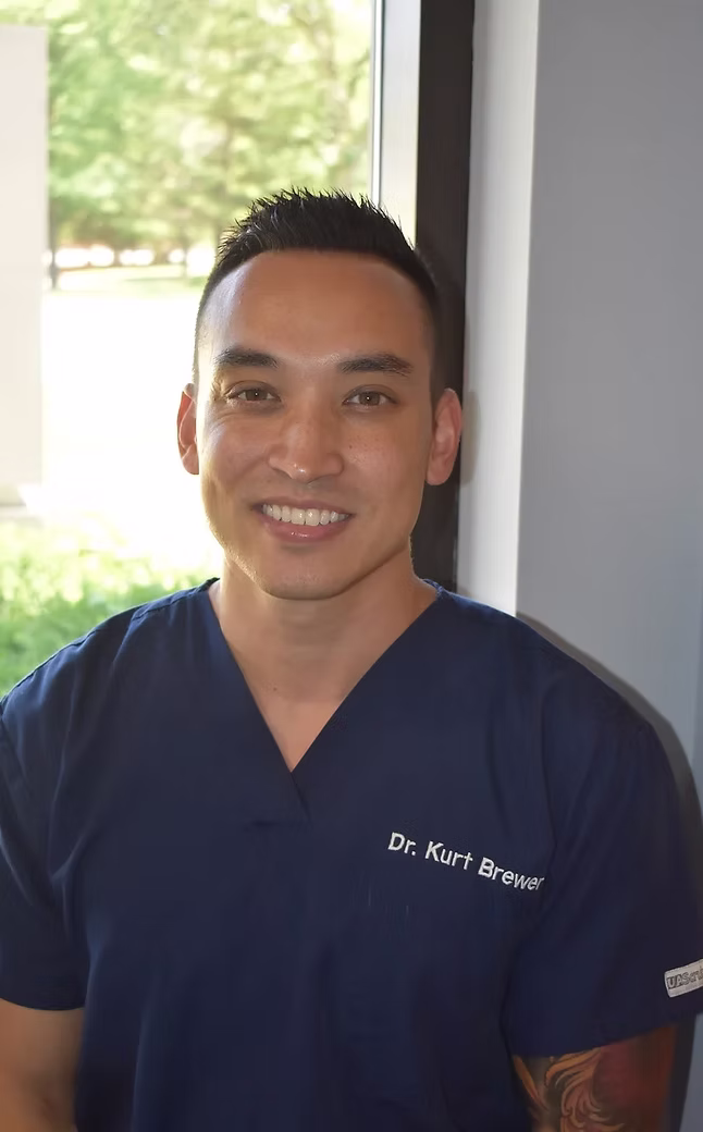 Dr. Kurt Brewer