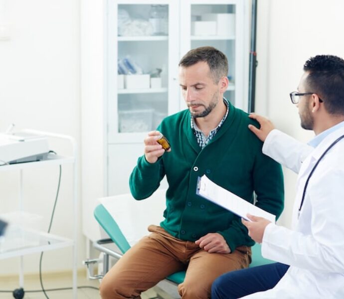 medication-patient_1098-15553